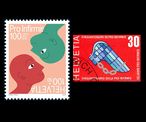 1970 feiert Pro Infirmis ihr 50-jähriges Bestehen. Die Schweizerische Post gibt zu diesem Anlass eine Briefmarke heraus. Fünfzig Jahre später, im Rahmen des 100jährigen Jubiläums, wird eine neue Briefmarke entworfen.